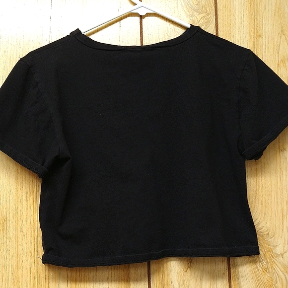 Woman's crop top size.M - Picture 2 of 2